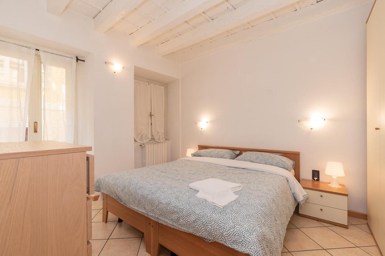 Appartamento Bilocale 1 Piazza Vittoria - Affitti Brevi Italia Брешія Екстер'єр фото