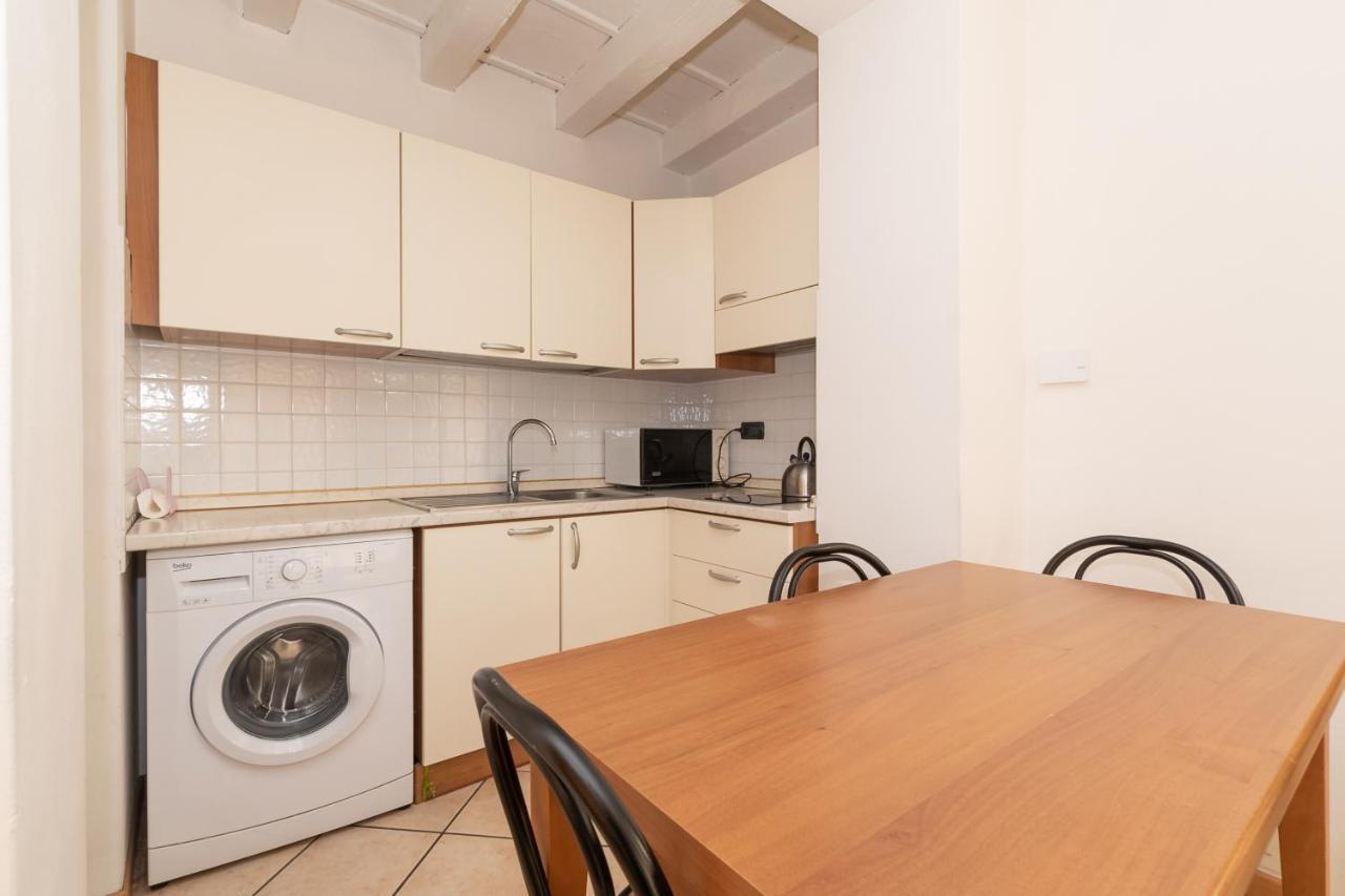 Appartamento Bilocale 1 Piazza Vittoria - Affitti Brevi Italia Брешія Екстер'єр фото